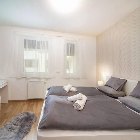 Grace Pine Apartment 1 Budapešť Exteriér fotografie