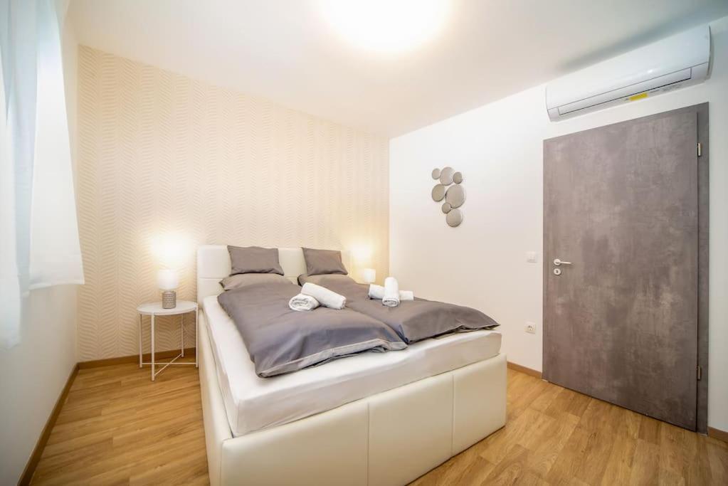 Grace Pine Apartment 1 Budapešť Exteriér fotografie